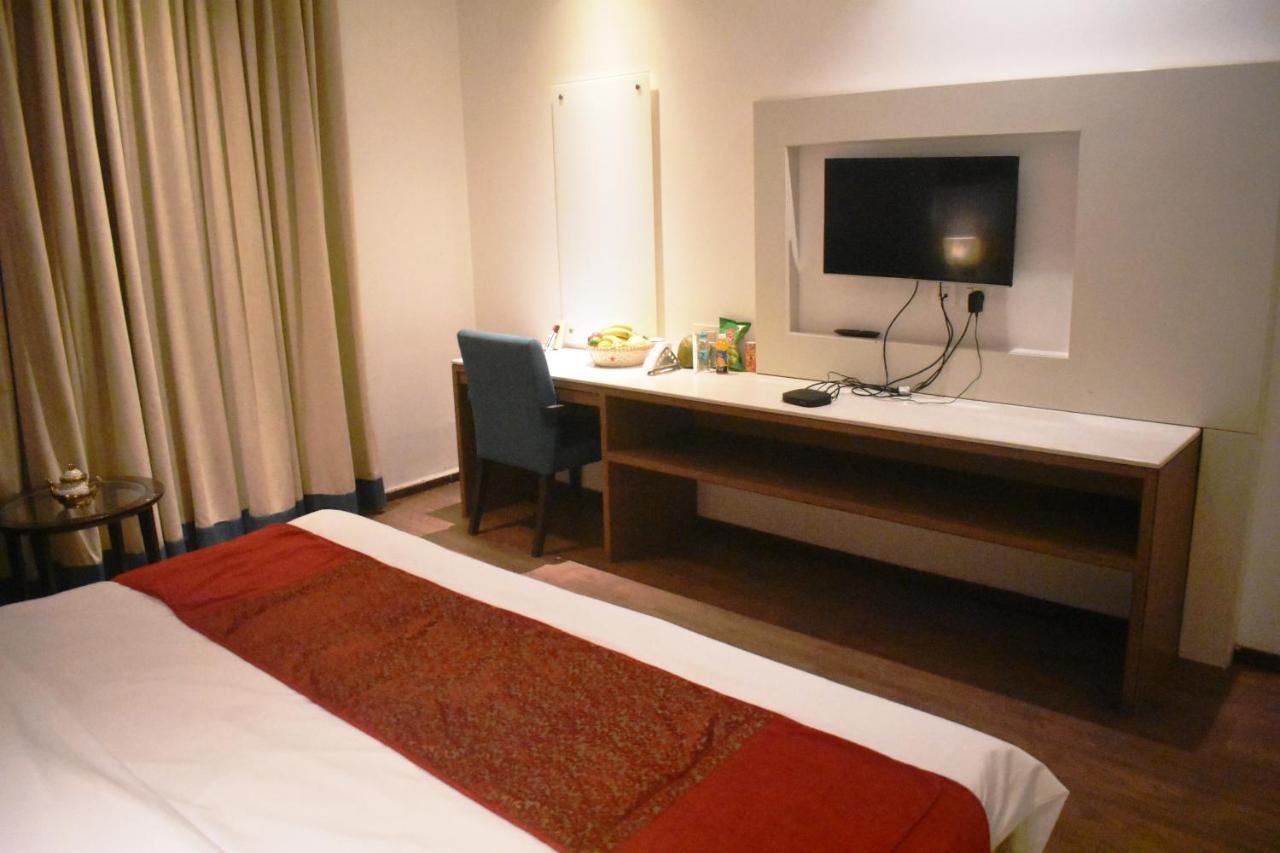 Lemonwood Suites By F9 Hotels - Trivoli Garden Chhatarpur New Delhi Extérieur photo