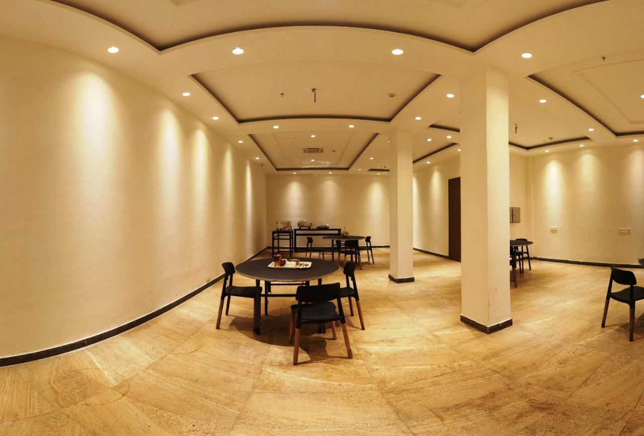 Lemonwood Suites By F9 Hotels - Trivoli Garden Chhatarpur New Delhi Extérieur photo