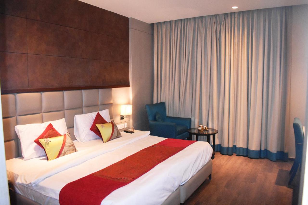 Lemonwood Suites By F9 Hotels - Trivoli Garden Chhatarpur New Delhi Extérieur photo