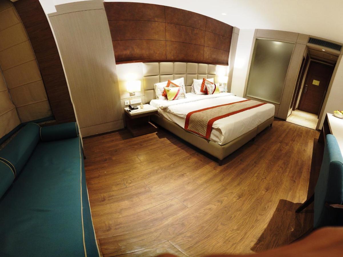 Lemonwood Suites By F9 Hotels - Trivoli Garden Chhatarpur New Delhi Extérieur photo
