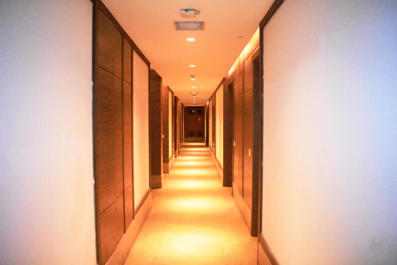 Lemonwood Suites By F9 Hotels - Trivoli Garden Chhatarpur New Delhi Extérieur photo